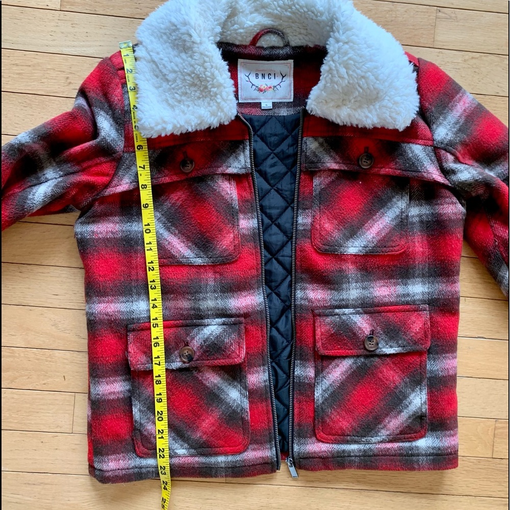 Sundance catalog size S fall wool-blend jacket. EXCELLENT, like-new condition. - Picture 8 of 11
